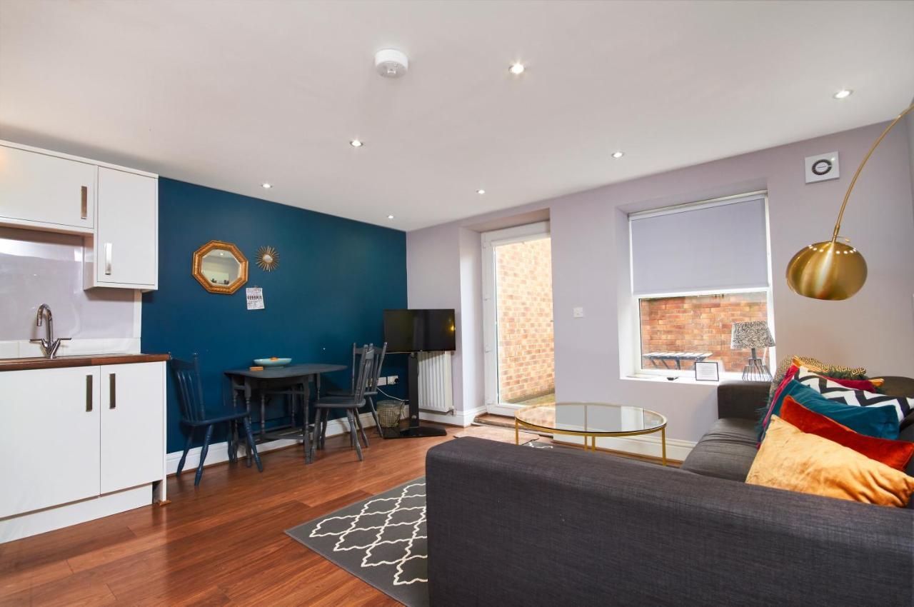 Newcastle Treasure - Sleeps 4 - Lower Ground Floor Εξωτερικό φωτογραφία